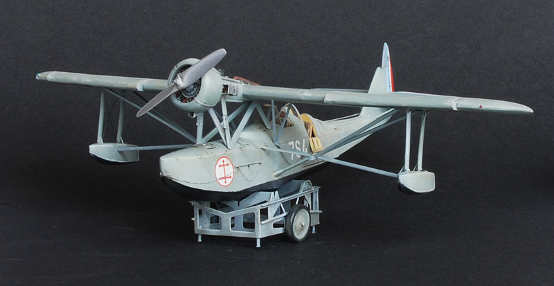 Potez 452, azur 1/72 Fini9