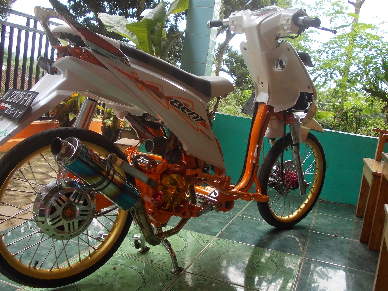 Honda Karisma Modifikasi Minimalis Thecitycyclist