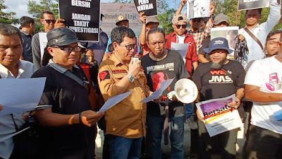 Jurnalis Kalbar Bersatu Gelar Aksi Damai  Tolak RUU Transparansi Publik