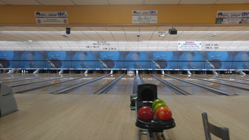 Bowling Alley «Rockville Centre Lanes», reviews and photos, 100 Maple Ave, Rockville Centre, NY 11570, USA