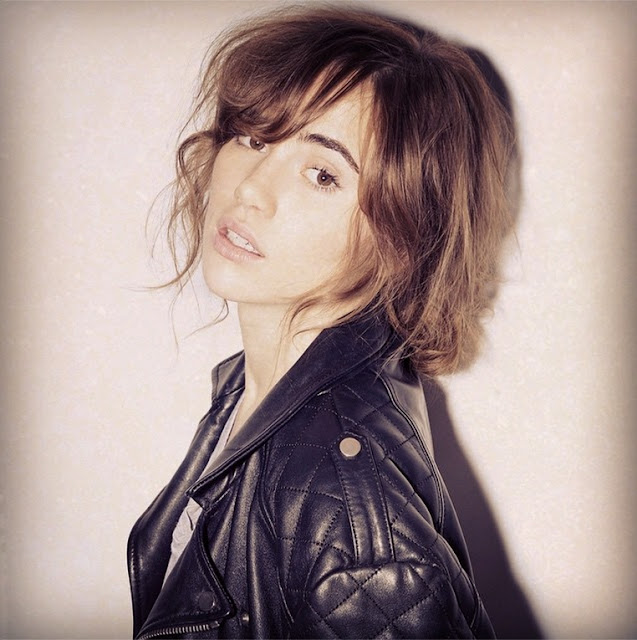 Suki Waterhouse Awesome Profile Pics