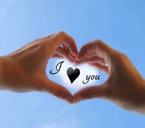 I Love you wallpaper hand heart photos | Sid Rehmani | Land Of HD Wallpapers