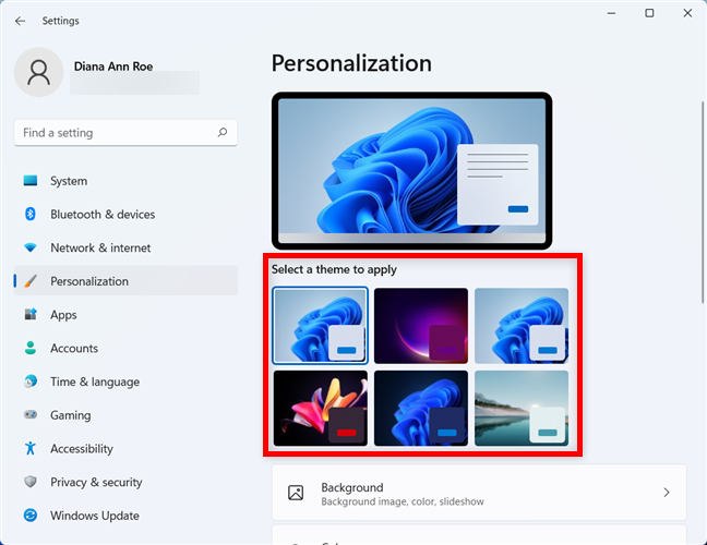 Chọn một chủ đề để thay đổi nền trên Windows 11