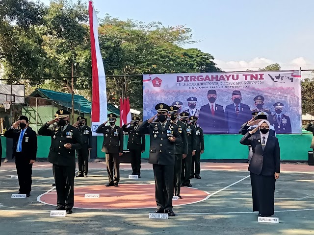 Dandim 0808/Blitar Bersama Forkopimda Blitar Raya, Mengikuti Upacara HUT Ke 76 TNI Secara Virtual