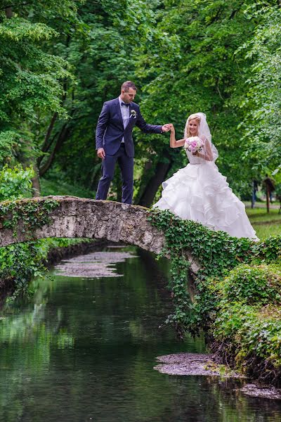 Fotografo di matrimoni Roland Mihalik (mihalikroland). Foto del 19 settembre 2018