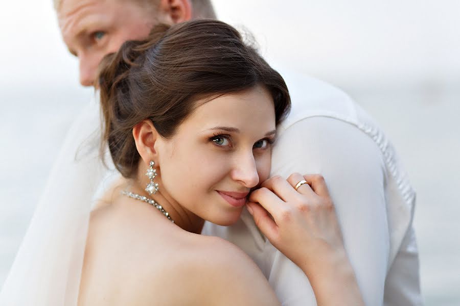 Fotógrafo de casamento Svetlana Surkova (anessy). Foto de 7 de agosto 2014