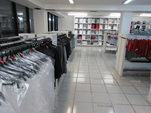 Uniformes Vicky, Melchor Ocampo 234, Centro, 91700 Veracruz, Ver., México, Tienda de uniformes | Veracruz