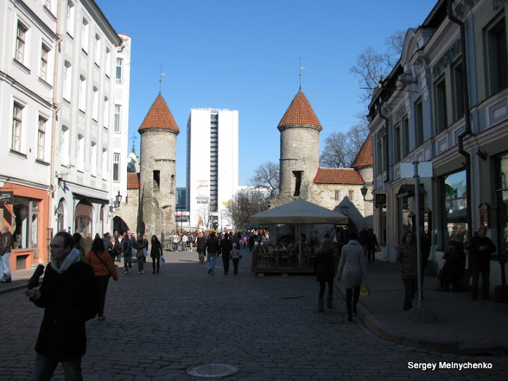 Четыре часа по улицам старого Таллина… (Фото)