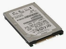  HTS726060M9AT00 Hitachi Travelstar 7K60 Hard Drive HTS726060M9AT00