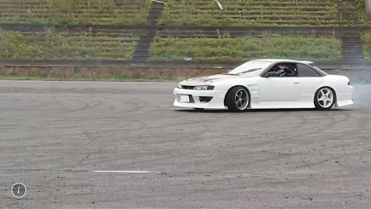 シルビアのS14後期・S15・シルビア・ドリフトに関するカスタム事例の投稿画像2枚目