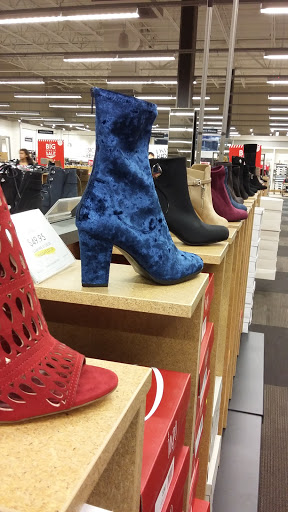 Shoe Store «DSW Designer Shoe Warehouse», reviews and photos, 6065 NW Loop 410, San Antonio, TX 78238, USA