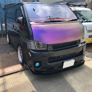 ハイエースバン GDH206V