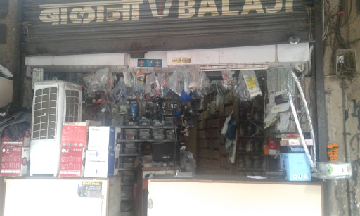 Zojwal Shopping Centre, Santoshi Mata Rd, JijaMata Colony, Joshibaug, Kalyan, Maharashtra 421301, India, Shopping_Centre, state MH