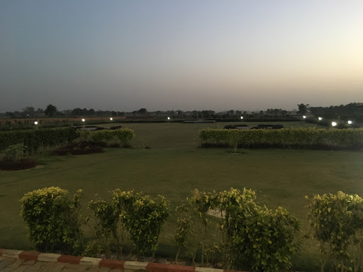 11 FLOWERS Garden AC Restaurant, Vrindavan - Delhi Expressway, Pani Gaon,, Vrindavan, District Mathura, Vrindavan, Uttar Pradesh 281204, India, Garden, state UP