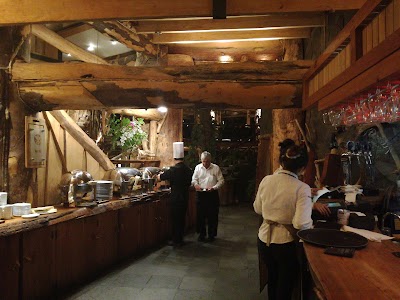 Photos of Monta&ntilde;a M&aacute;gica Lodge