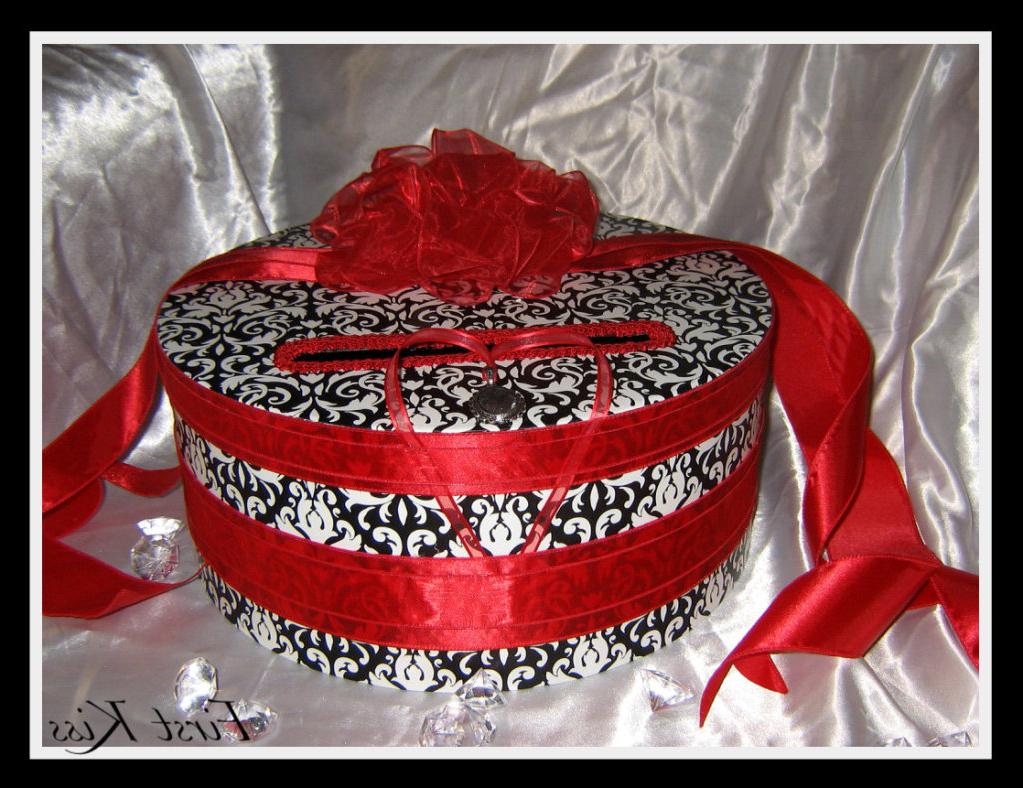 One Tier Damask Black White