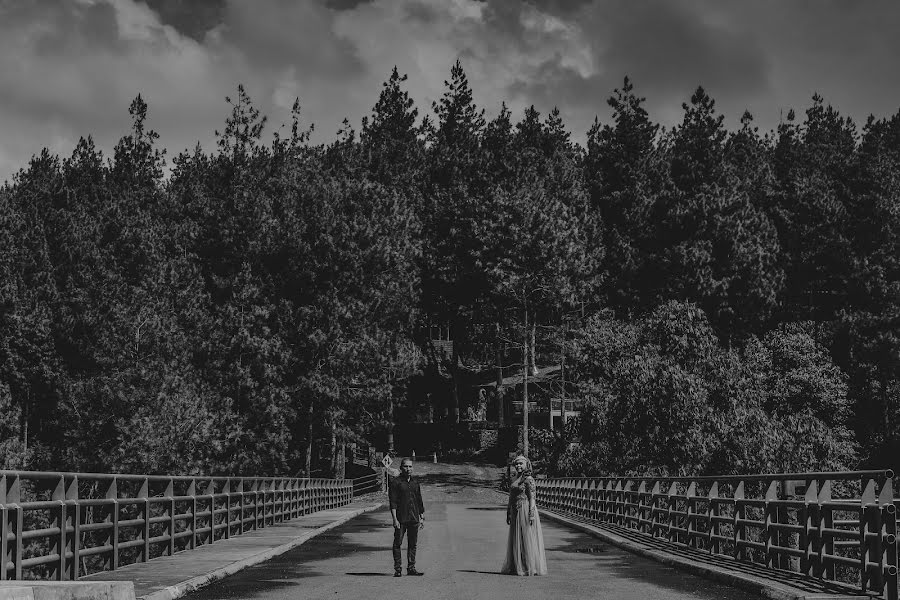 Wedding photographer Denden Syaiful Islam (dendensyaiful). Photo of 14 November 2016