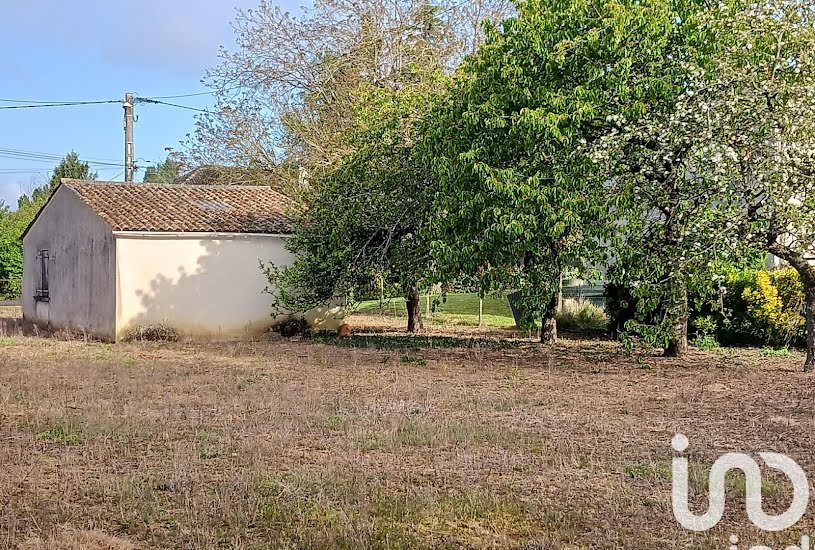  Vente Terrain à bâtir - 977m² à Usson-du-Poitou (86350) 