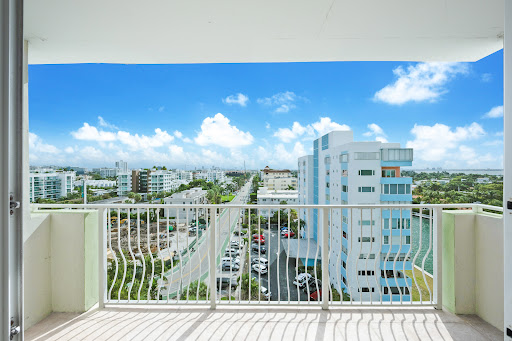 Apartment with pool 4