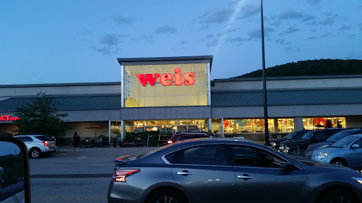 Supermarket «Weis Markets», reviews and photos, 140 State Route 23, Franklin, NJ 07416, USA