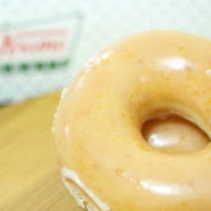 Krispy Kreme Doughnuts 甜甜圈