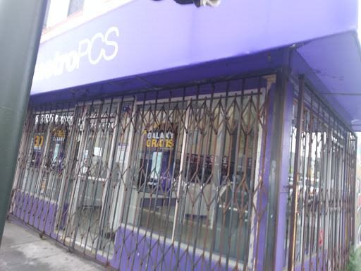 Cell Phone Store «MetroPCS Authorized Dealer», reviews and photos, 2700 San Bruno Ave, San Francisco, CA 94134, USA