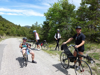 La Buiscyclette 2012, tous couchés P1000263