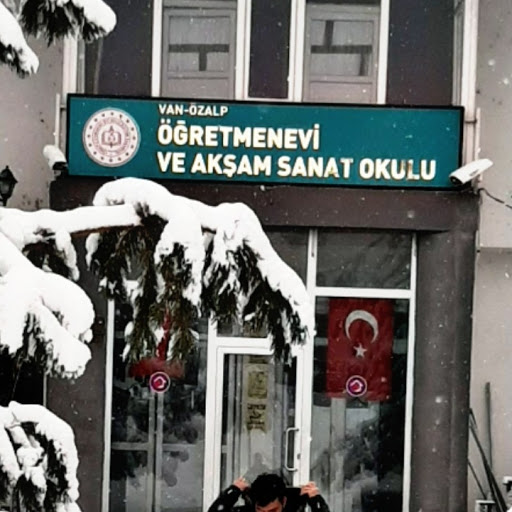 Özalp Öğretmenevi Ve Akşam Sanat Okulu. Telefon, adres ve konaklama bilgileri logo