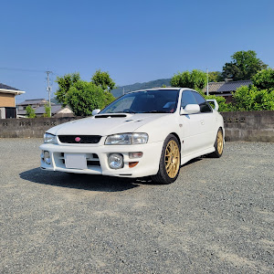 インプレッサ WRX STI GC8