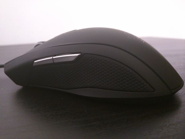 Razer Taipan, 게임, 마우스, 양손잡이