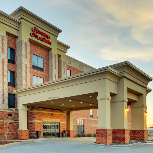 Hampton Inn & Suites Swansboro Near Camp Lejeune logo