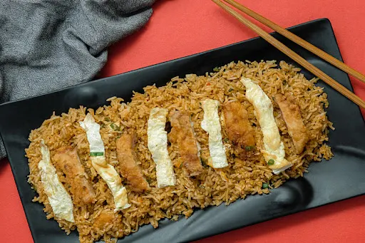 Fiery Thai Shrimp Fried Rice With Tender Chicken