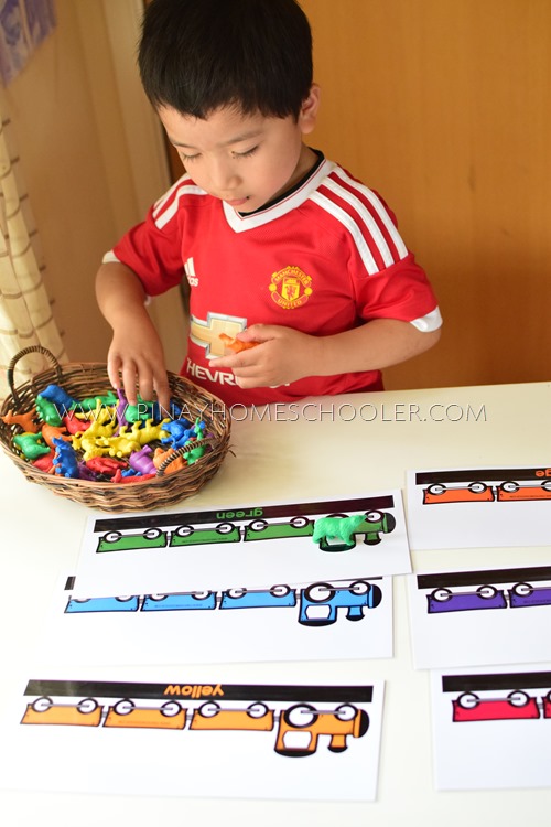 ANIMAL TRAIN COLOR MATCHING ACTIVITY