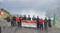 Suhu Udara 2°C Dengan Dengan Hujan Petir Yang Cukup Beresiko, Danrem Sukses Mencapai Puncak Rinjani