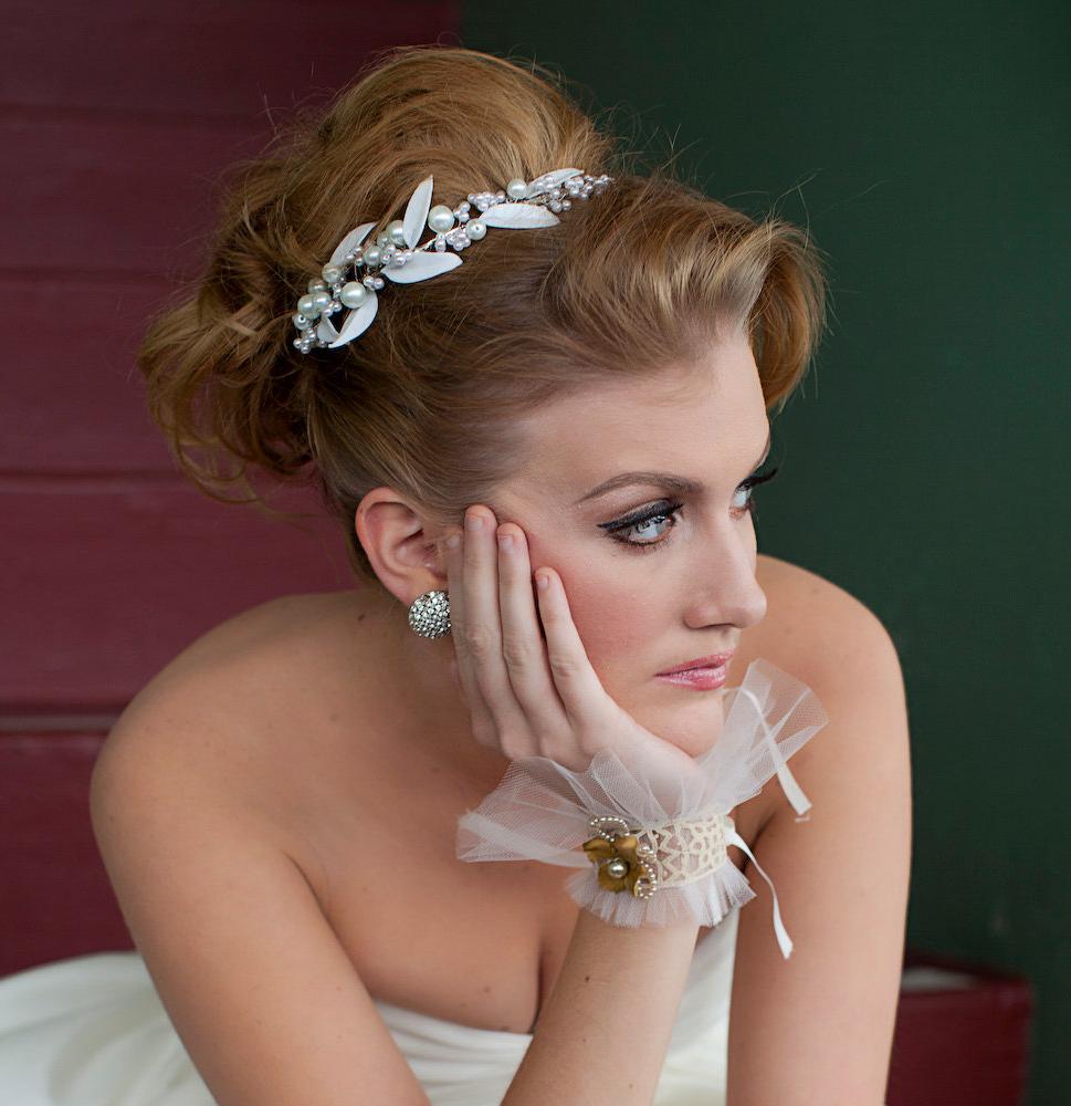 Tiara of pearls and vintage glass leaves, bridal headpiece