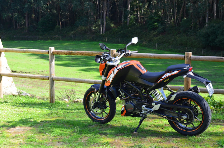 KTM DUKE 125 - Raphha DSC_0591