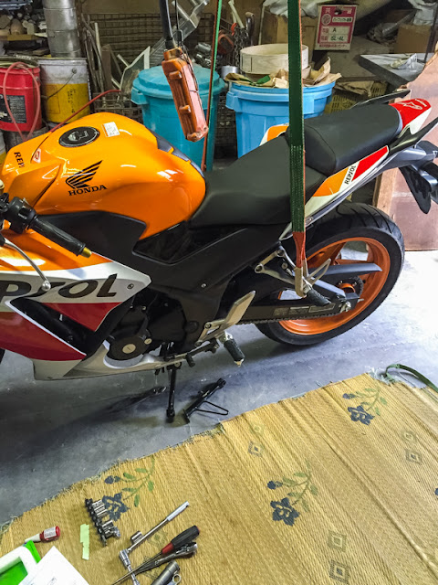 2014 CBR250R (MC41) REPSOL サイドスタンド交換 - トリトルノスキー (*´Д`)