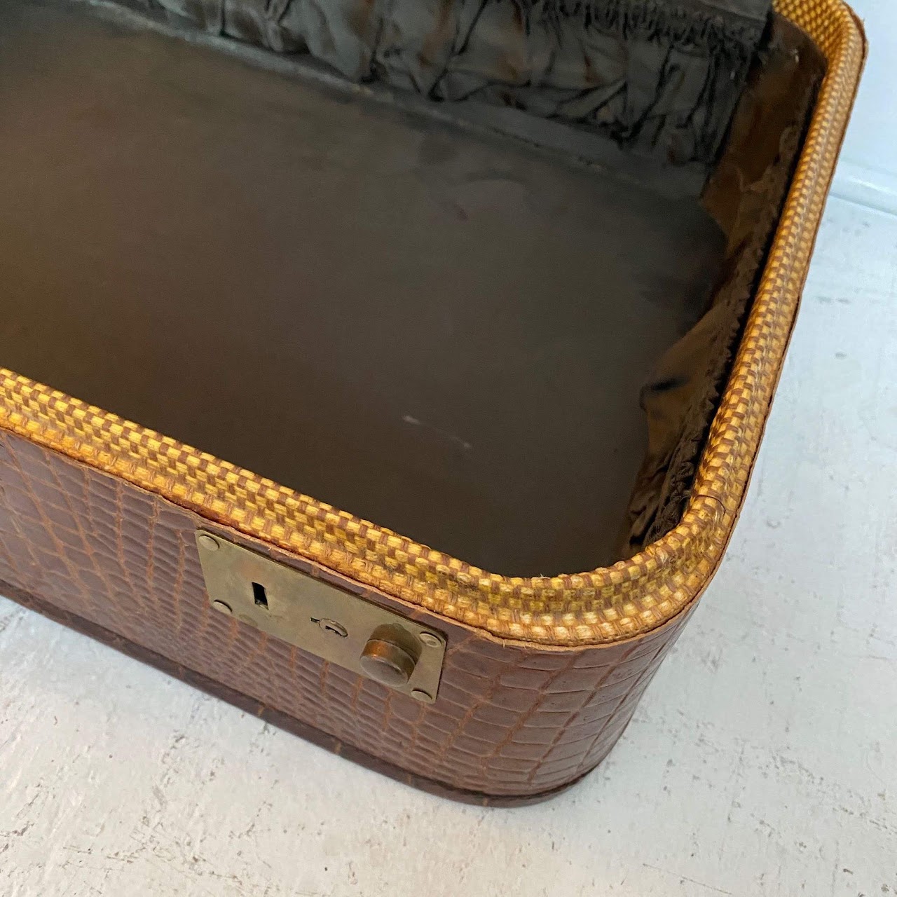 Cavanaugh Vintage Alligator Luggage Pair