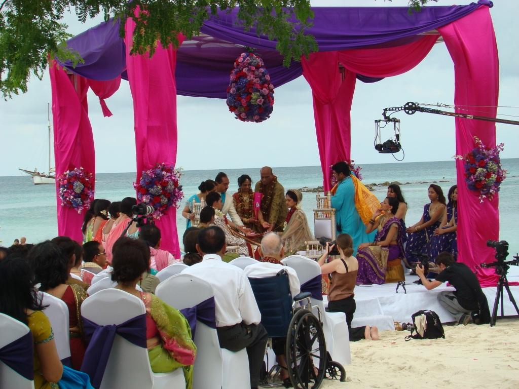 Hindu wedding Aruba Daily  16 