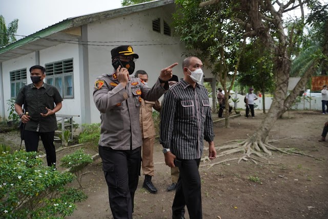 Kolaborasi Forkoimda Sergai  Dan Polres Tebing Tinggi Laksanakan Gebyar Vaksinasi Massal 2.500 Guru Dan Bhayangkari Dalam Rangka HUT Bhayangkara Ke.75