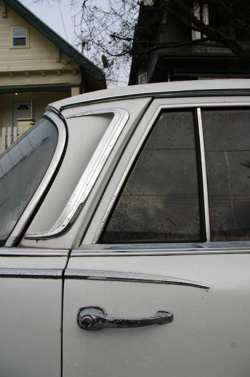 1965 Mercedes-Benz 220SE.