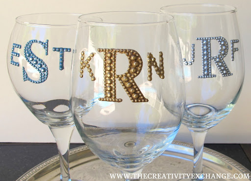 Set of 4 monogram Glitter wine glasses