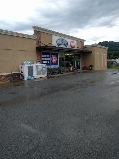 Grocery Store «Price Less IGA», reviews and photos, 2000 Gault Ave N, Fort Payne, AL 35967, USA