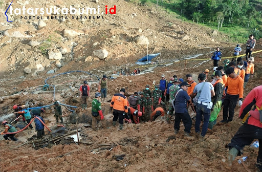 
Pencarian Korban Longsor Cisolok Sukabumi Hari Terakhir
