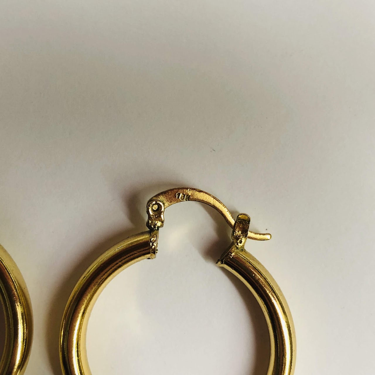 18K Gold Hoop Earrings