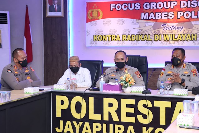Divisi Humas Polri Gelar FGD Kontra Radikal di Polresta Jayapura Kota