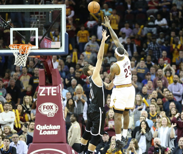 LBJ Debuts Mulberry PE in Charlotte Hits Game Winner vs Brooklyn