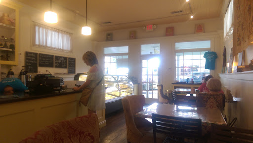 Bakery «French Kiss Pastries», reviews and photos, 714 Washington Ave, Ocean Springs, MS 39564, USA