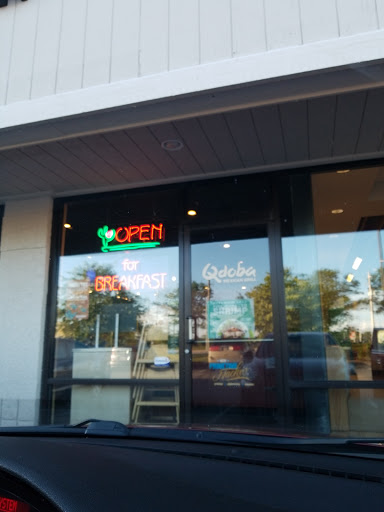 Mexican Restaurant «QDOBA Mexican Eats», reviews and photos, 8260 E 96th St #106, Fishers, IN 46038, USA