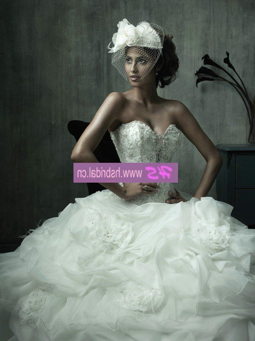 Wonderful A-line Strapless Organza Appliqued &Beaded Wedding Dress 2011